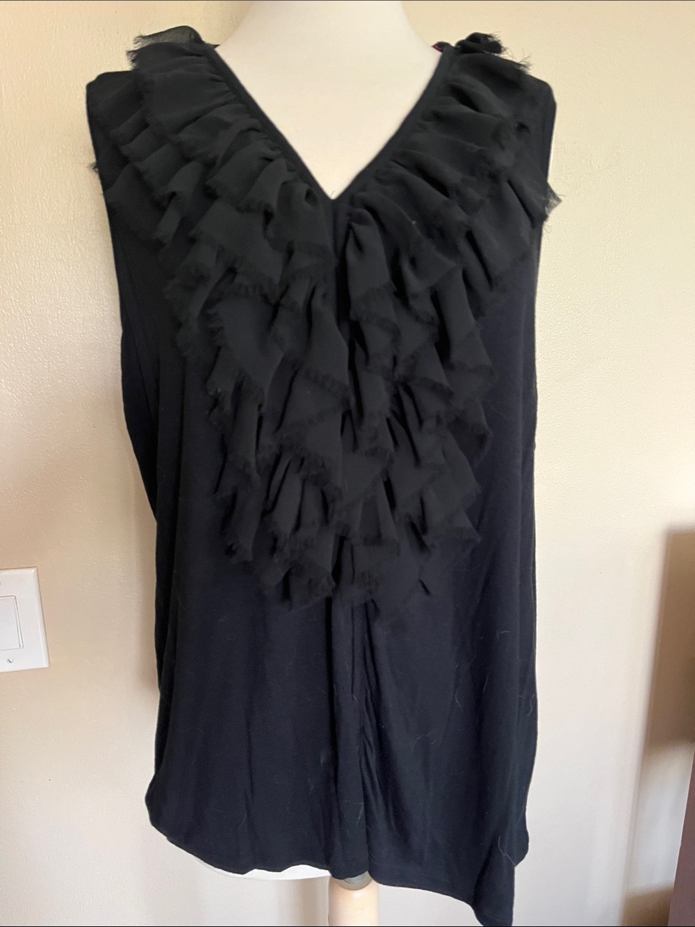 Black Ruffled V-Neck Sleeveless Top